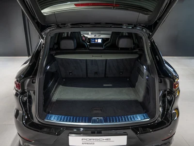 Porsche Cayenne Black Edition