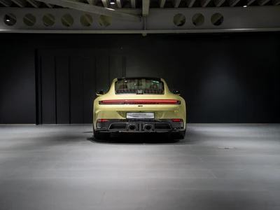 Porsche 911 Carrera T-Hybrid 4 GTS
