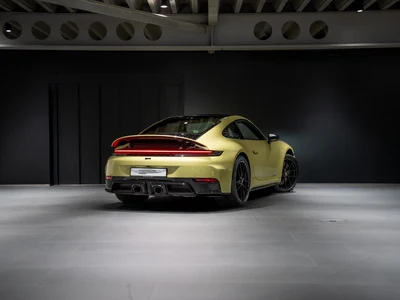 Porsche 911 Carrera T-Hybrid 4 GTS