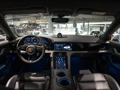 Porsche Taycan 4S