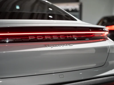 Porsche Taycan 4S