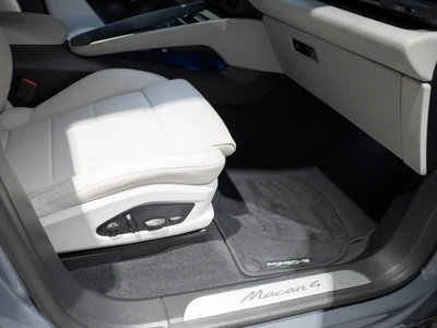 Porsche Macan 4 100kWh