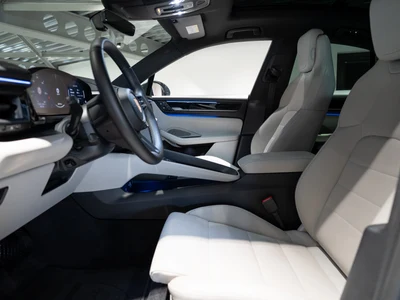 Porsche Macan 4 100kWh