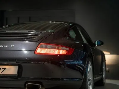 Porsche 911 Carrera 4