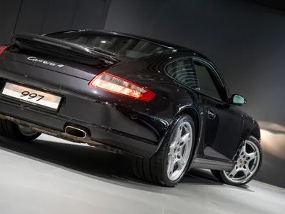 Porsche 911 Carrera 4
