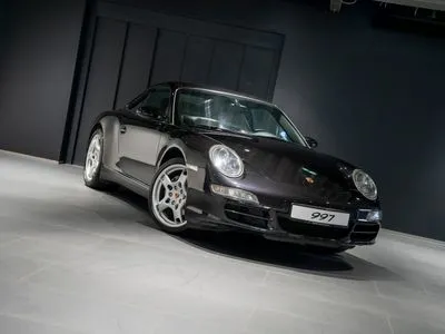 Porsche 911 Carrera 4