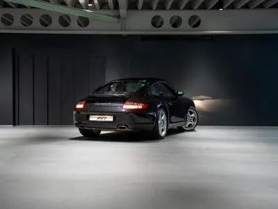 Porsche 911 Carrera 4