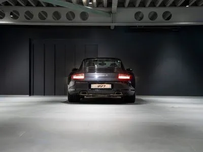Porsche 911 Carrera 4