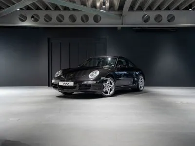 Porsche 911 Carrera 4