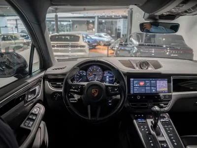 Porsche Macan S