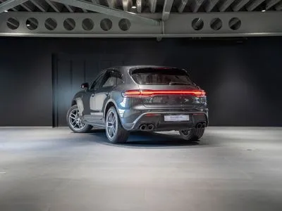Porsche Macan S