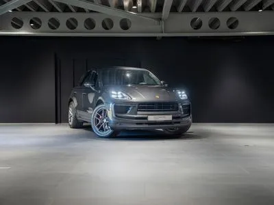 Porsche Macan S