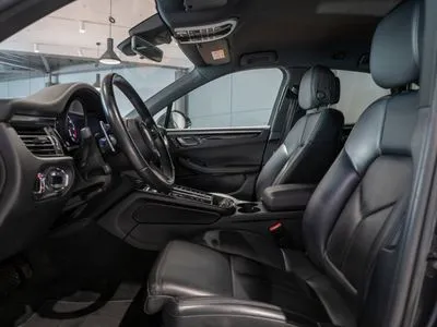 Porsche Macan S