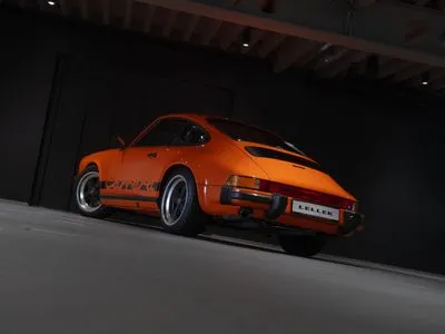 Porsche 911 Carrera
