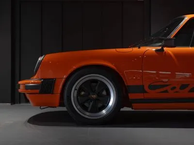 Porsche 911 Carrera