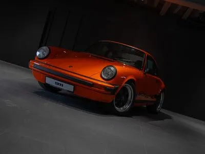 Porsche 911 Carrera