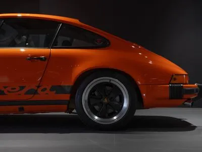 Porsche 911 Carrera