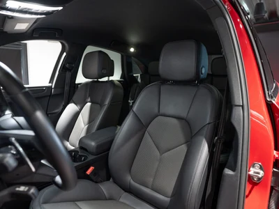 Porsche Macan Standard