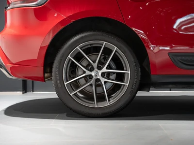 Porsche Macan Standard