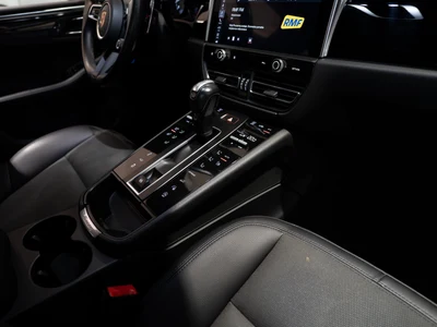 Porsche Macan Standard