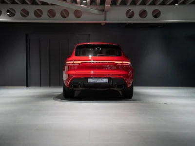 Porsche Macan Standard
