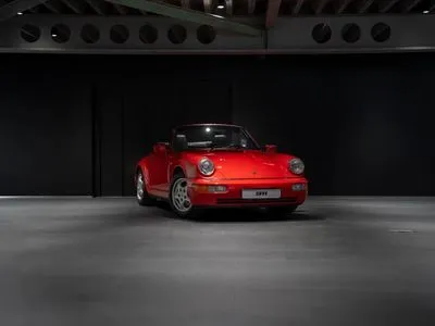 Porsche 911 Carrera