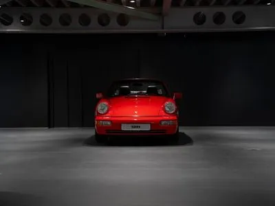 Porsche 911 Carrera