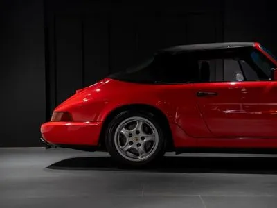 Porsche 911 Carrera