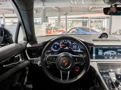 Porsche Panamera Turbo