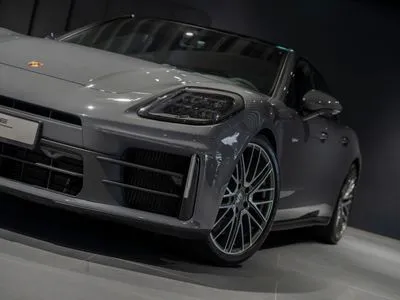 Porsche Panamera 4S E-Hybrid PHEV