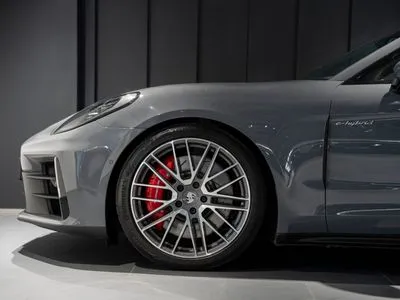 Porsche Panamera 4S E-Hybrid PHEV