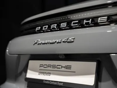 Porsche Panamera 4S E-Hybrid PHEV