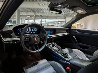 Porsche 911 Carrera