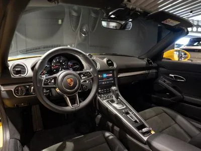 Porsche 718 Boxster PDK