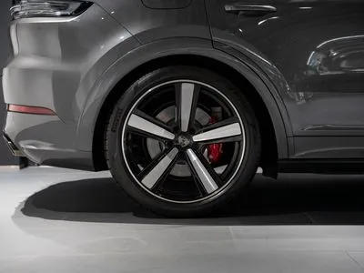 Porsche Cayenne Turbo E-Hybrid PHEV