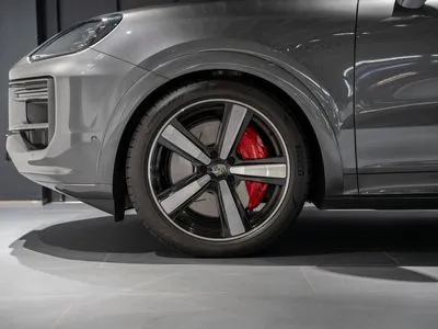 Porsche Cayenne Turbo E-Hybrid PHEV