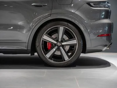 Porsche Cayenne Turbo E-Hybrid PHEV