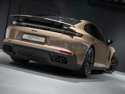 Porsche Panamera Turbo E-Hybrid PHEV