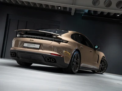 Porsche Panamera Turbo E-Hybrid PHEV