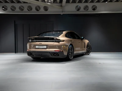 Porsche Panamera Turbo E-Hybrid PHEV