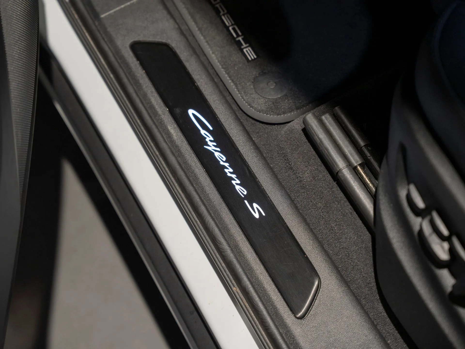 Porsche Cayenne S E-Hybrid PHEV III (2017-) — zdjęcie 23