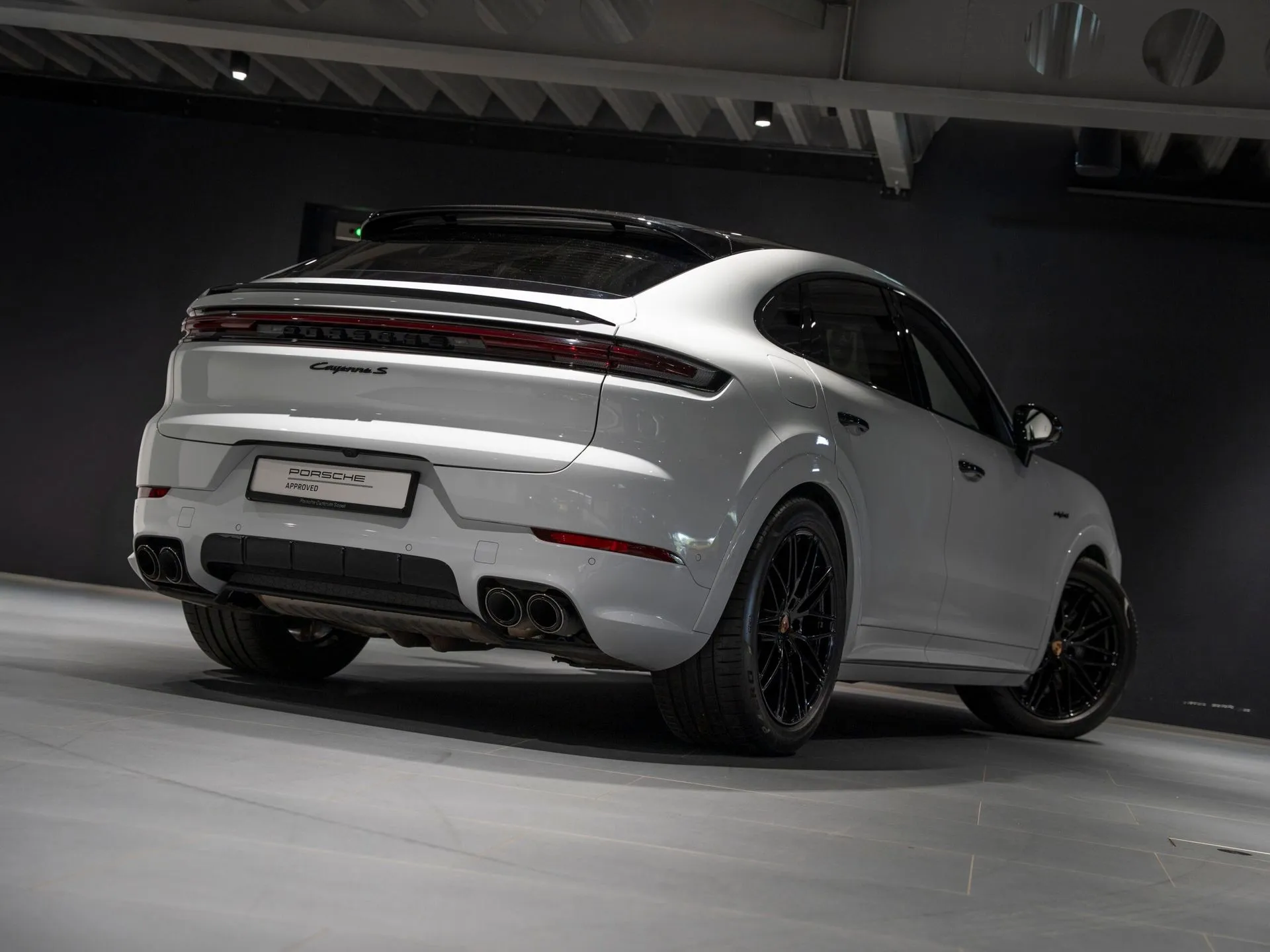 Porsche Cayenne S E-Hybrid PHEV III (2017-) — zdjęcie 12