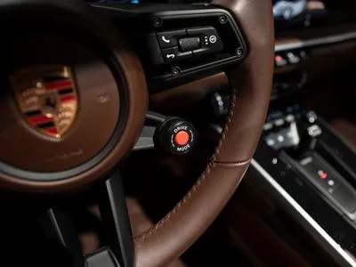 Porsche 911 Carrera