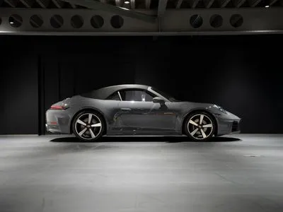 Porsche 911 Carrera