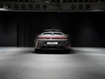 Porsche 911 Carrera