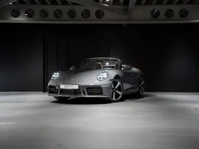 Porsche 911 Carrera