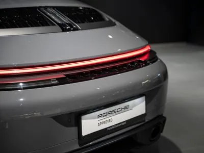 Porsche 911 Carrera