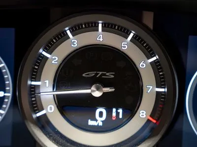 Porsche 911 Carrera 4 GTS