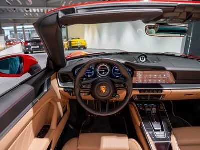 Porsche 911 Carrera 4 GTS