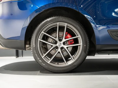 Porsche Macan S